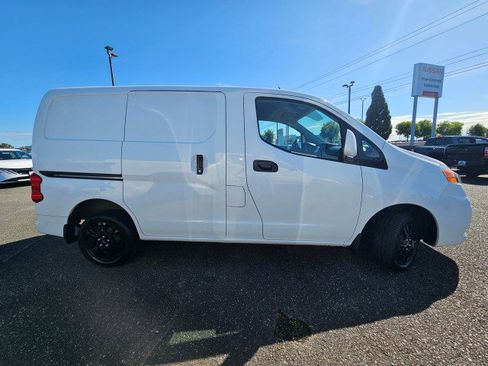 Used 2021 Nissan NV200 SV FWD image 2