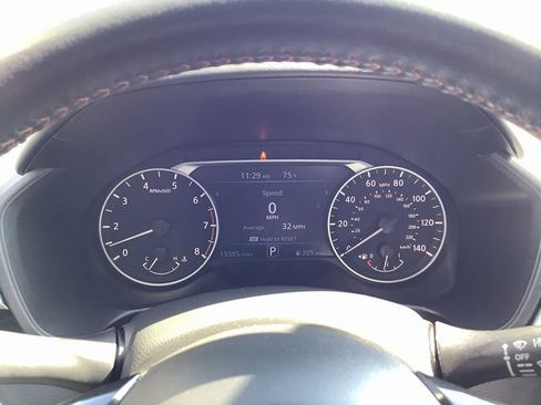 Used 2024 Nissan Altima 2.5 SR image 14