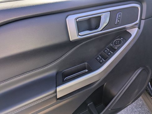 Certified 2023 Ford Explorer XLT w/ Equipment Group 202A image 13