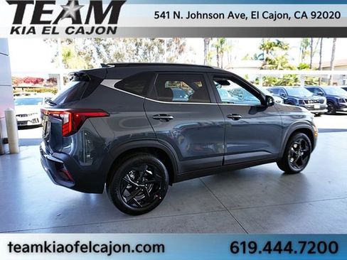 New 2026 Kia Seltos EX FWD image 9