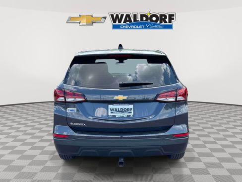 Used 2022 Chevrolet Equinox LS FWD image 5