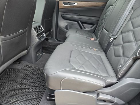 New 2026 Volkswagen Atlas SE image 21
