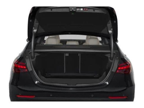 Used 2024 Mercedes-Benz C 300 4MATIC Sedan image 11