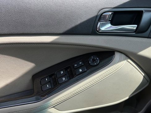 Used 2015 Kia Optima EX FWD image 16