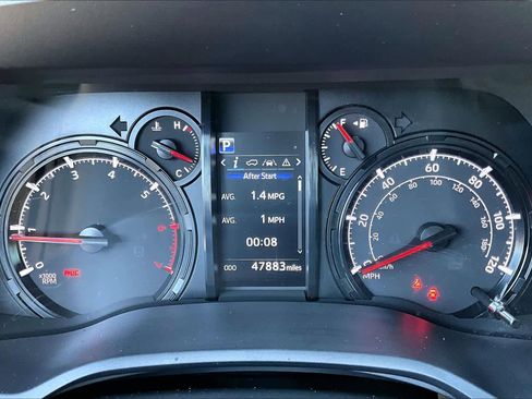 Certified 2024 Toyota 4Runner SR5 image 24