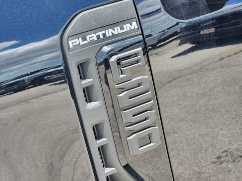 New 2026 Ford F250 Platinum w/ FX4 Off-Road Package AWD/4WD image 8