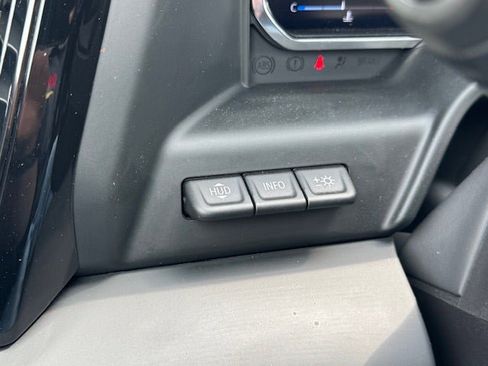 Used 2024 GMC Sierra 1500 AT4X image 42