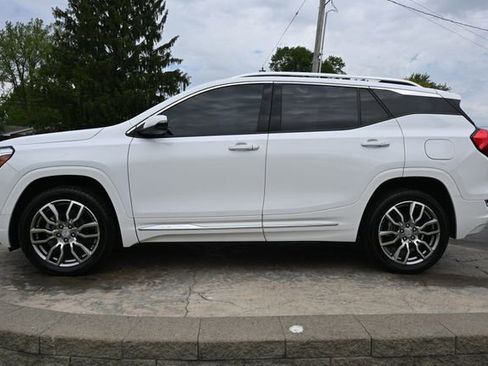 Used 2023 GMC Terrain Denali AWD/4WD image 8