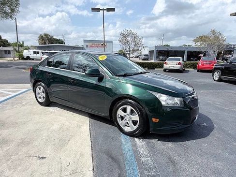 Used 2014 Chevrolet Cruze LT image 8