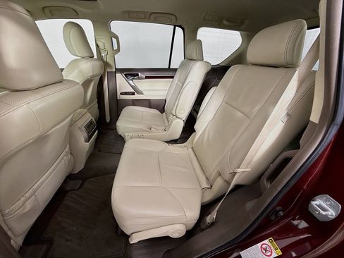 Used 2018 Lexus GX 460 Premium AWD/4WD image 25