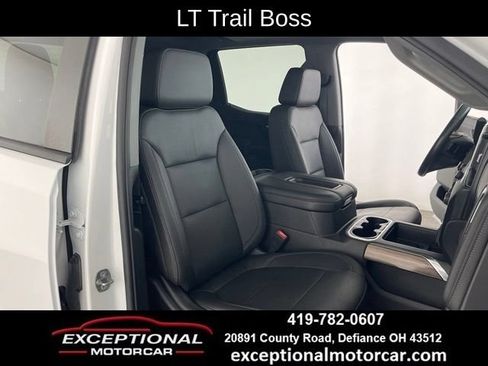 Used 2021 Chevrolet Silverado 1500 LT Trail Boss w/ LT Trail Boss Premium Package AWD/4WD image 44