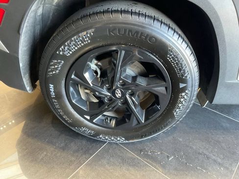 Used 2024 Hyundai Tucson SEL FWD image 8