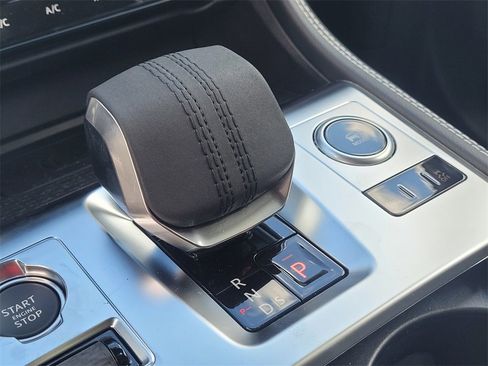 New 2026 Jaguar F-PACE R-Dynamic S image 14