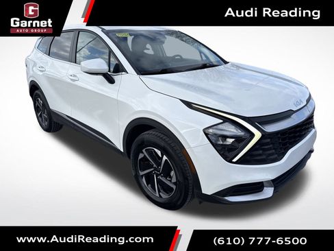 Used 2023 Kia Sportage LX image 7