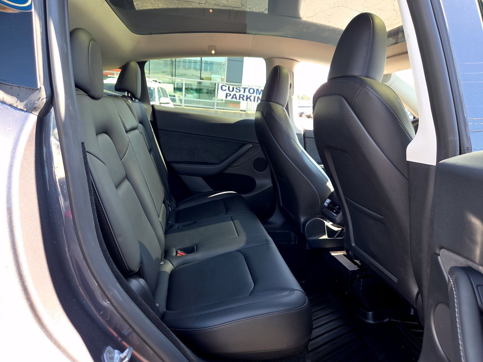 Used 2023 Tesla Model Y Performance AWD/4WD image 29