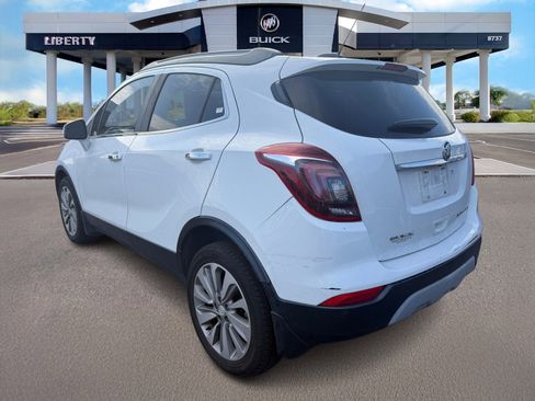 Used 2018 Buick Encore Preferred image 3