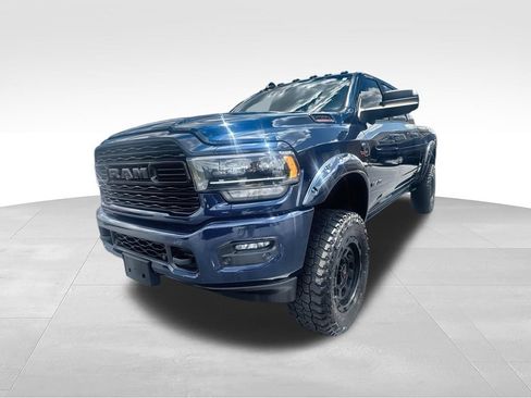 Used 2021 RAM 2500 Limited AWD/4WD image 4