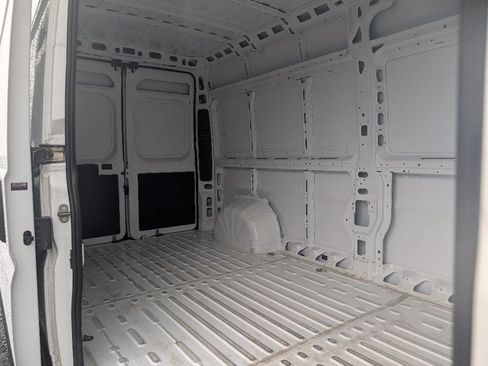 Used 2026 RAM ProMaster 2500 w/ Convenience Group FWD image 6