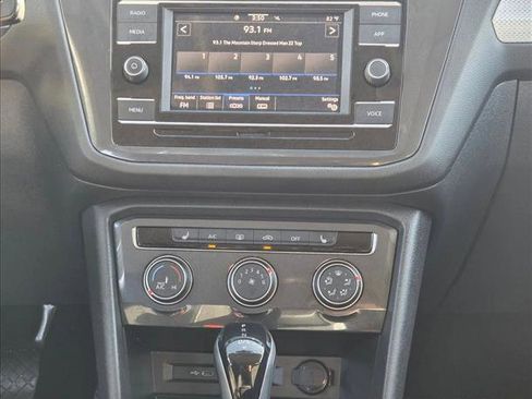 Used 2023 Volkswagen Tiguan S image 15