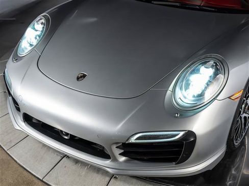 Used 2014 Porsche 911 Turbo S AWD/4WD image 19