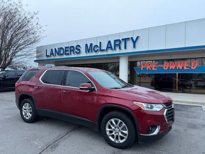 Used 2021 Chevrolet Traverse LT