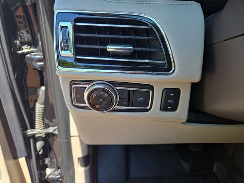 Used 2021 Lincoln Navigator L Reserve w/ Luxury Package AWD/4WD image 34