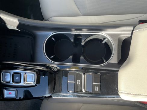 Used 2023 Hyundai Sonata SEL w/ Cargo Package image 27