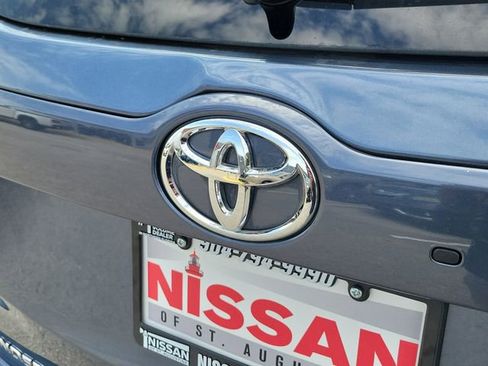 Used 2019 Toyota Highlander XLE AWD/4WD image 8