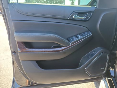 Used 2019 GMC Yukon SLT w/ Open Road Package image 20