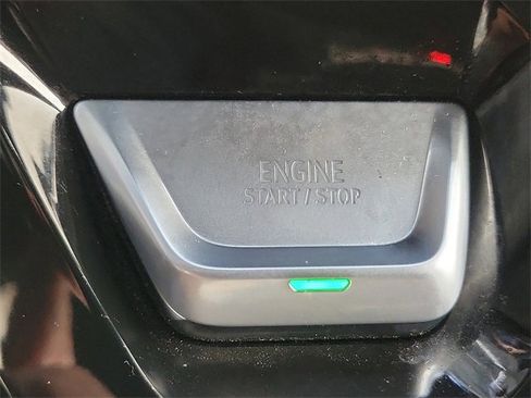 Used 2022 GMC Sierra 1500 AT4 w/ AT4 Preferred Package image 12