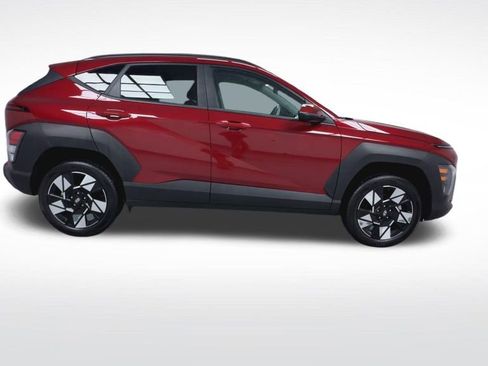 Used 2025 Hyundai Kona SEL AWD/4WD image 9