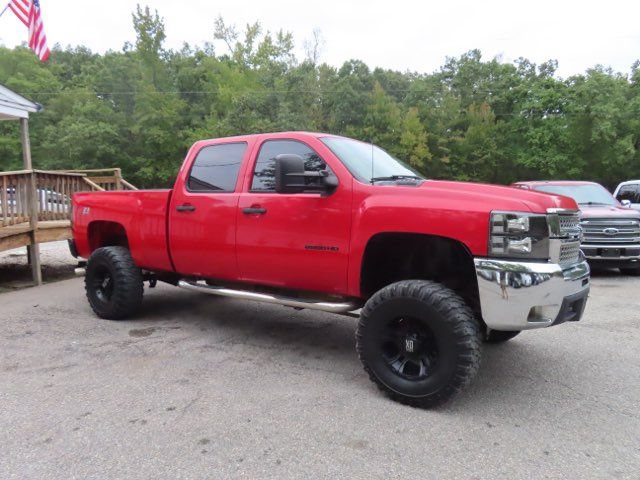 Used 2007 Chevrolet Silverado 2500 LT w/ Suspension Package, Off-Road AWD/4WD image 5
