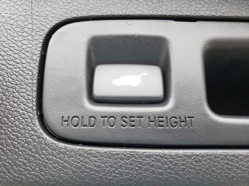 Used 2019 Honda CR-V Touring image 7