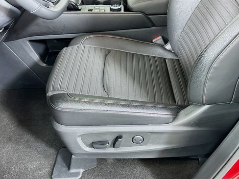 Used 2024 Nissan Pathfinder Rock Creek AWD/4WD image 19