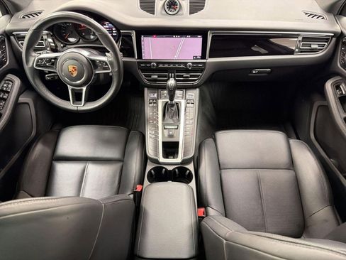 Used 2020 Porsche Macan image 16