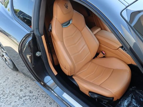 Used 2014 Maserati GranTurismo Sport image 27