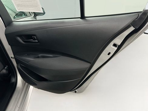 Used 2023 Toyota Corolla LE FWD image 31