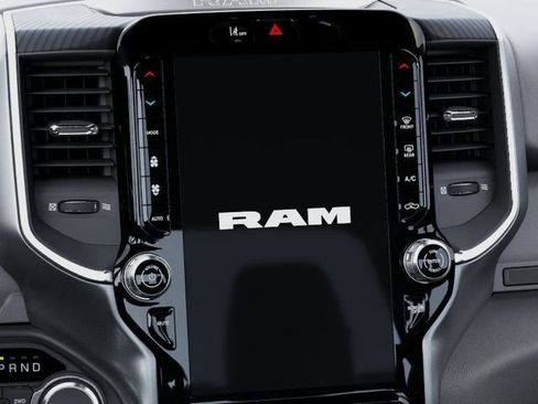 New 2026 RAM 1500 4x4 Crew Cab image 18