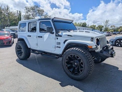 Used 2020 Jeep Wrangler Unlimited Sport image 9