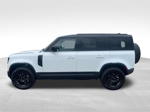 New 2026 Land Rover Defender 110 S AWD/4WD image 2