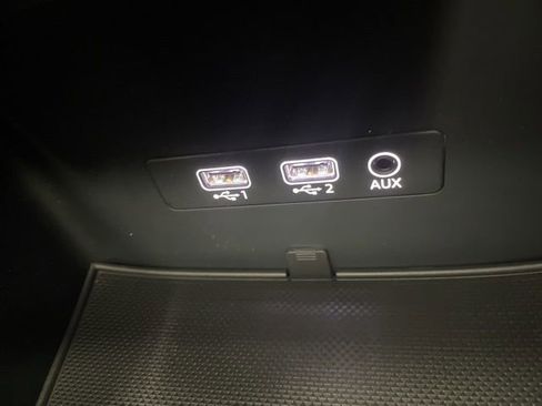 Used 2018 Audi Q5 2.0T Premium Plus w/ Premium Plus Package image 21