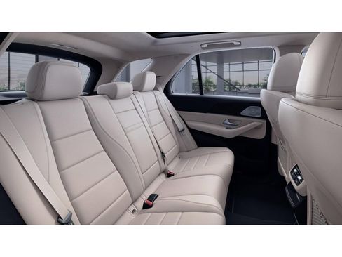 Used 2023 Mercedes-Benz GLE 350 4MATIC image 5