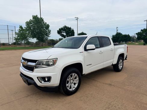Used 2016 Chevrolet Colorado LT w/ LT Convenience Package AWD/4WD image 3