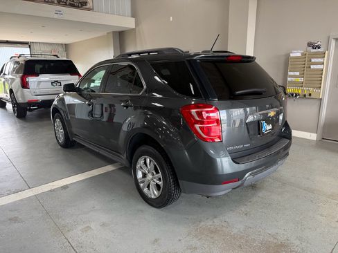 Used 2017 Chevrolet Equinox LT w/ Convenience Package AWD/4WD image 5