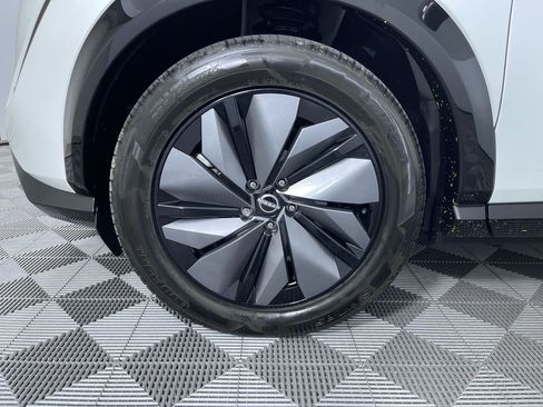 Certified 2024 Nissan Ariya AWD image 25