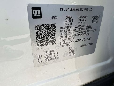 Used 2023 Chevrolet Traverse LT w/ Rear Camera Mirror Package AWD/4WD image 35