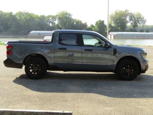 Certified 2024 Ford Maverick XLT w/ XLT Luxury Package image 6