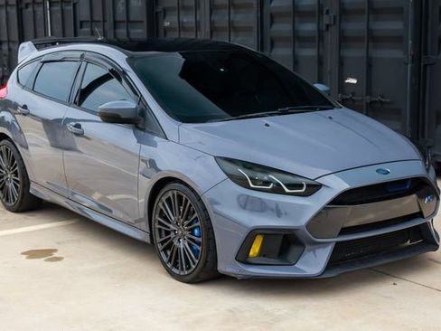 Used 2016 Ford Focus RS AWD/4WD image 19
