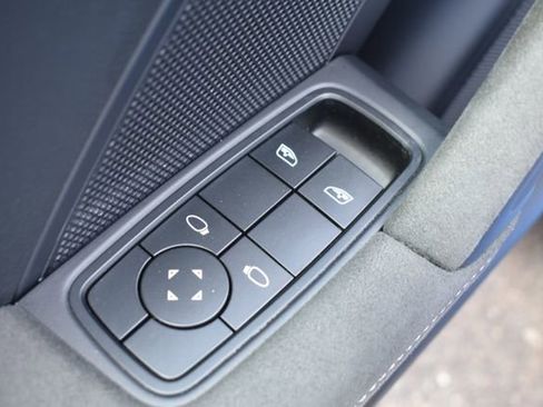 Used 2024 Porsche 911 GT3 RWD image 18