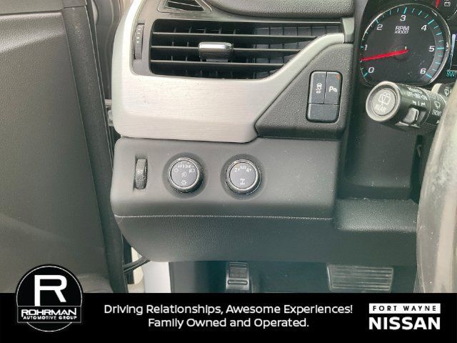 Used 2017 GMC Yukon SLE AWD/4WD image 18